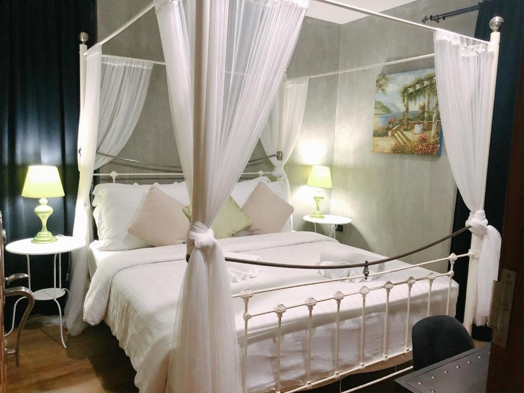 House Of Passion Amphawa — 4