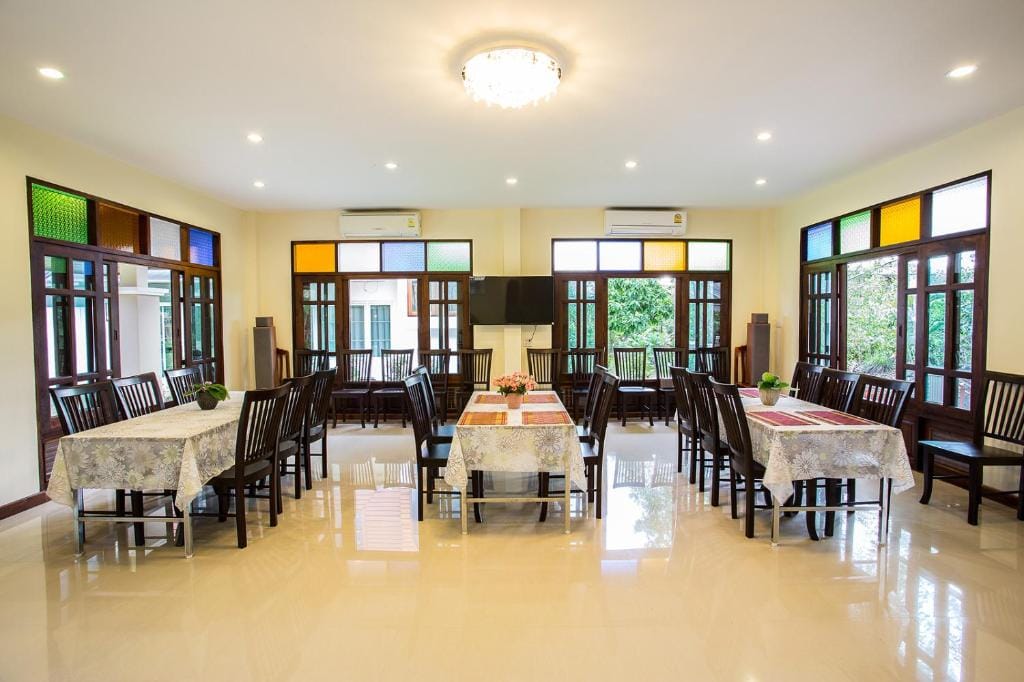 Oh Amphawa Boutique Resort — 4