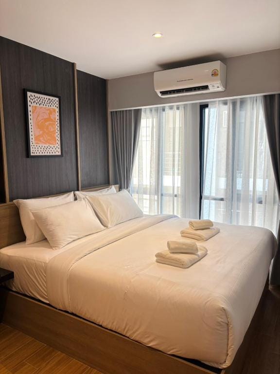 J5 Hotel — 5