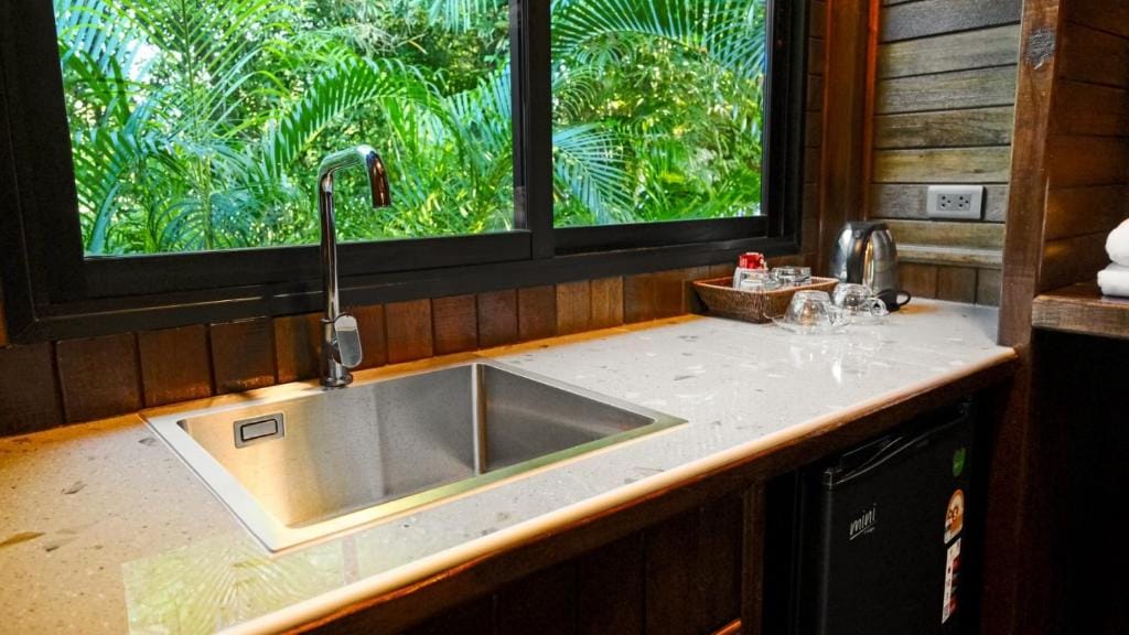 Lush inn Phuket — 3