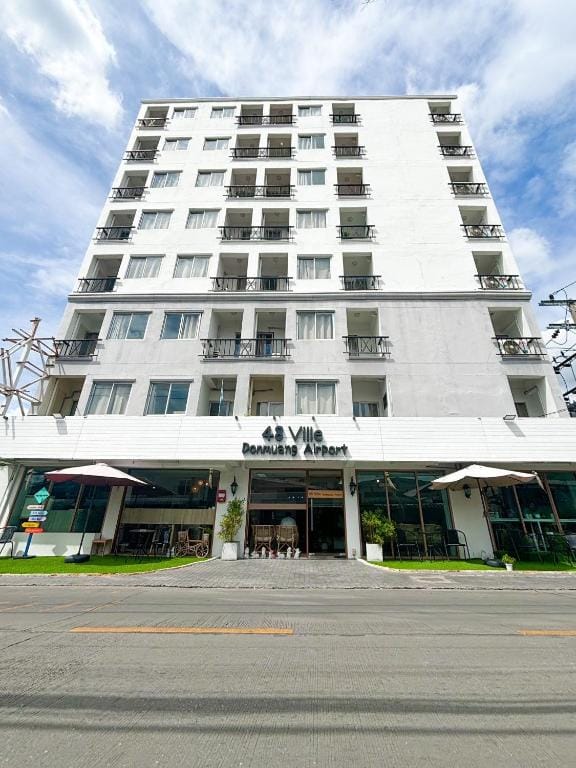 48 Ville Donmuang Airport — 1
