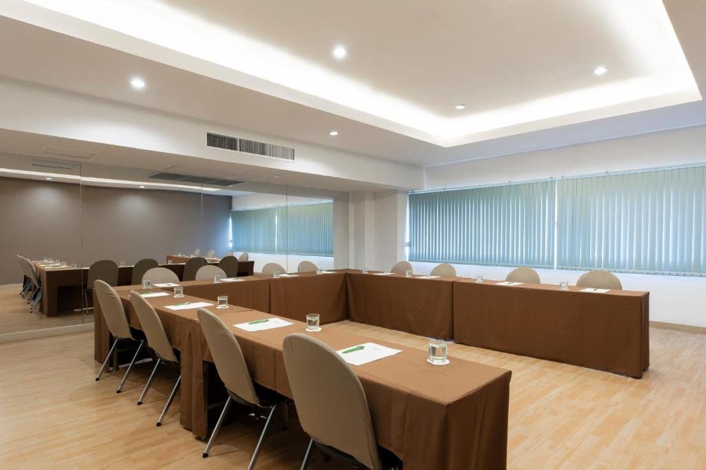 BU Place Hotel — 4