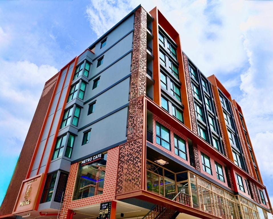 Metro Hotel Phahonyothin 35 — 4