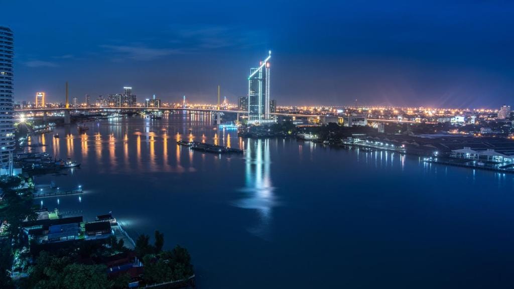 Montien Riverside Hotel Bangkok — 1