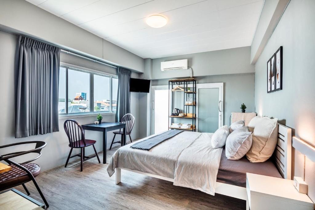 Penyos Service Apartment — 1