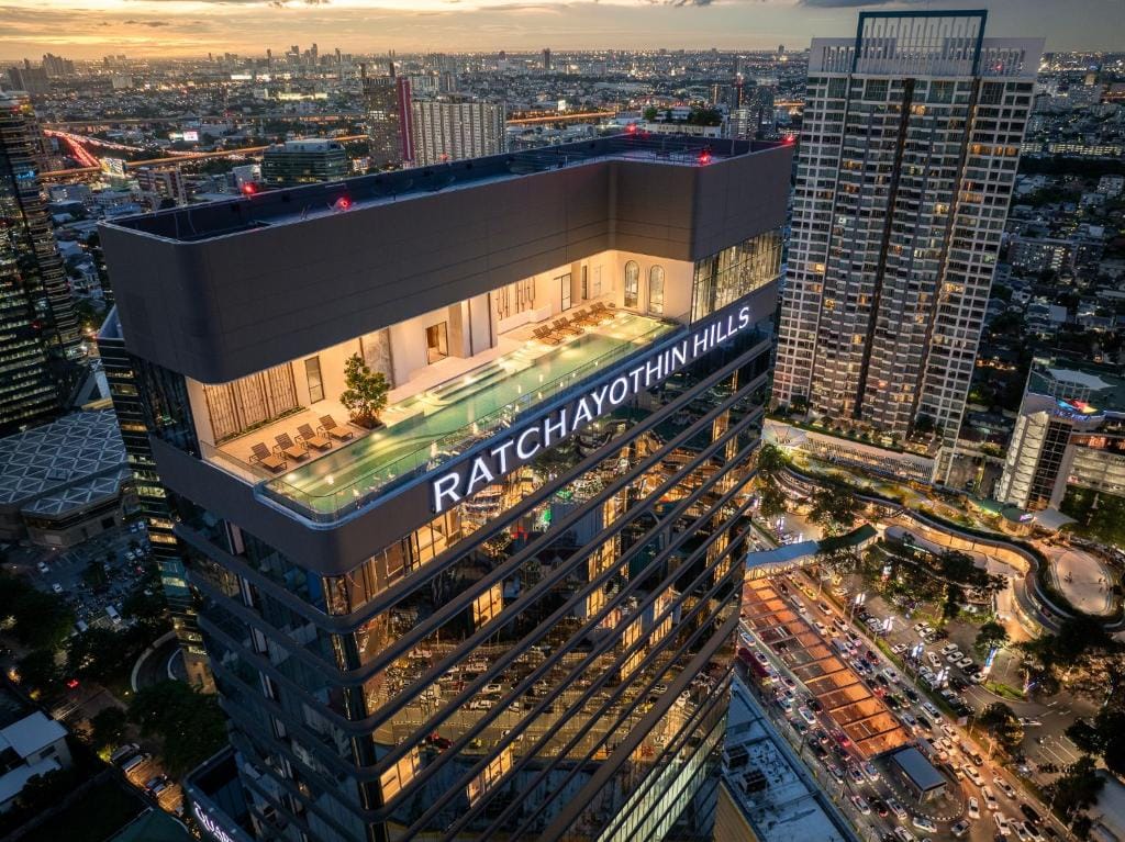 The Quarter Ratchayothin by UHG — 1