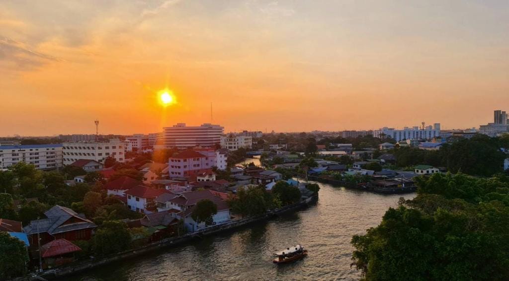NORN Canalside Bangkok Hotel โรงแรมนอนริมคลอง — 4