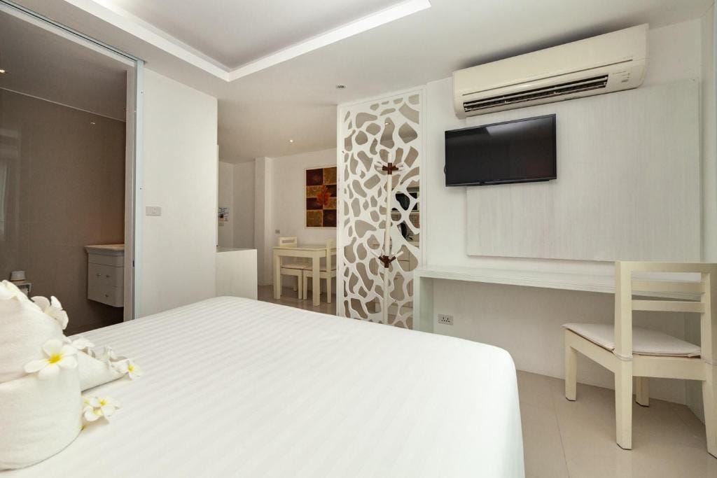 Baanpoon Apartment — 3