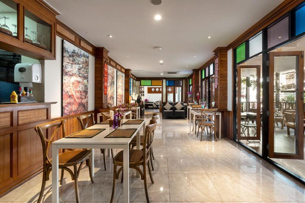 Lee Chiang Hotel — 4