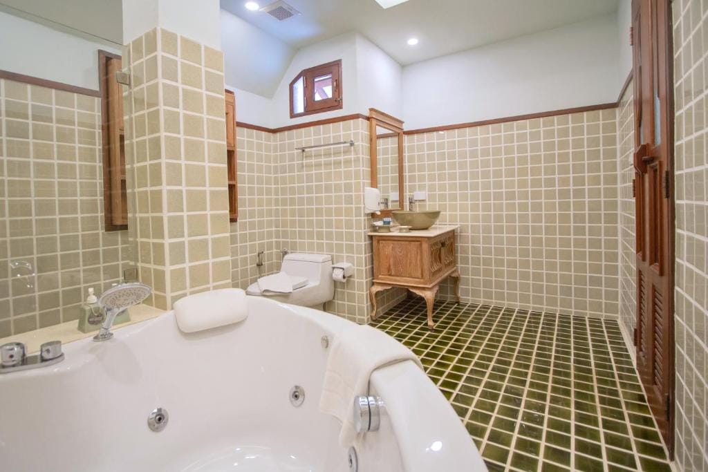 Rich Garden House Hotel — 3