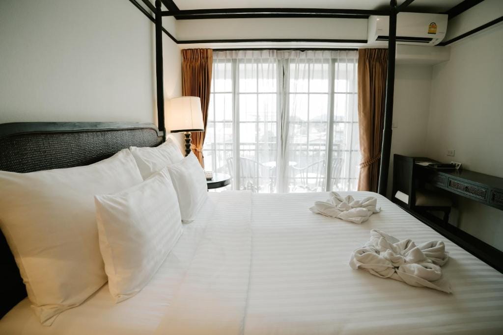 MORA Boutique Hotel — 2