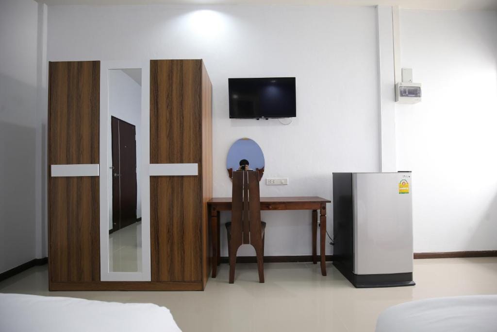 SABUN-NGA HOSTEL — 4