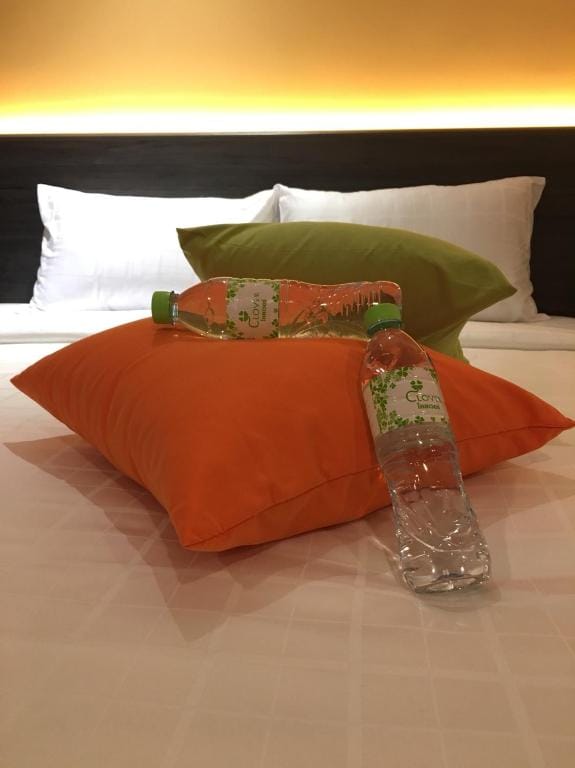 Clover Hotel Hatyai — 4
