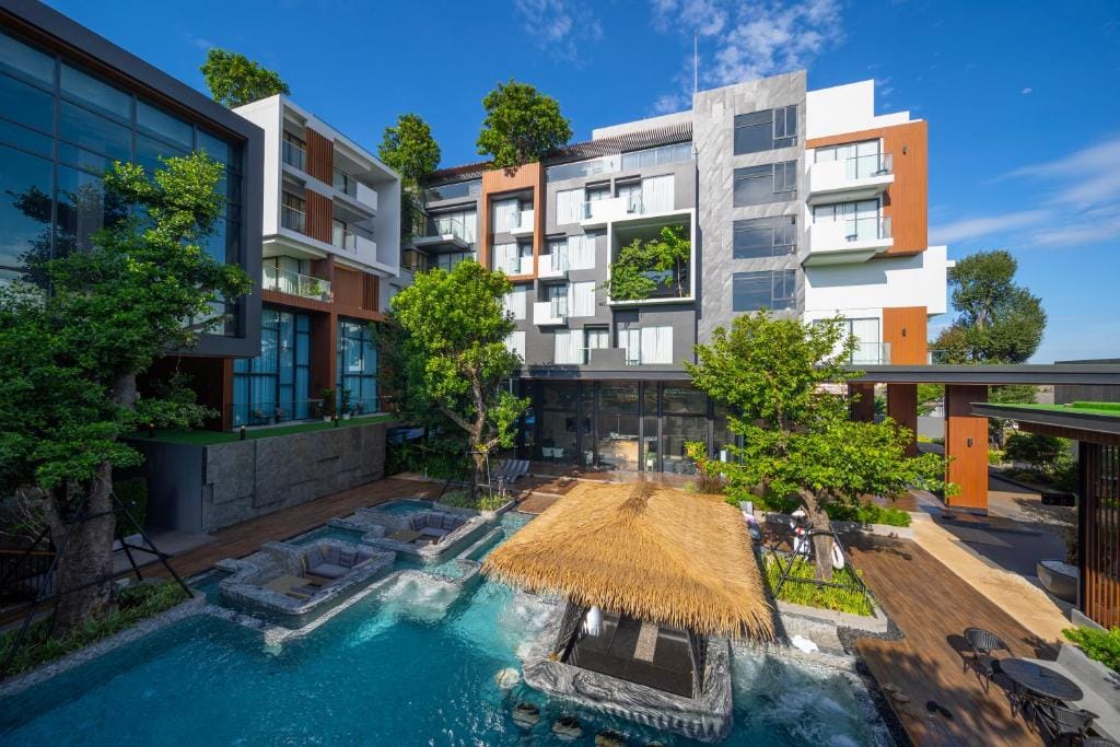 Richmann Resort Hotel Hatyai — 1