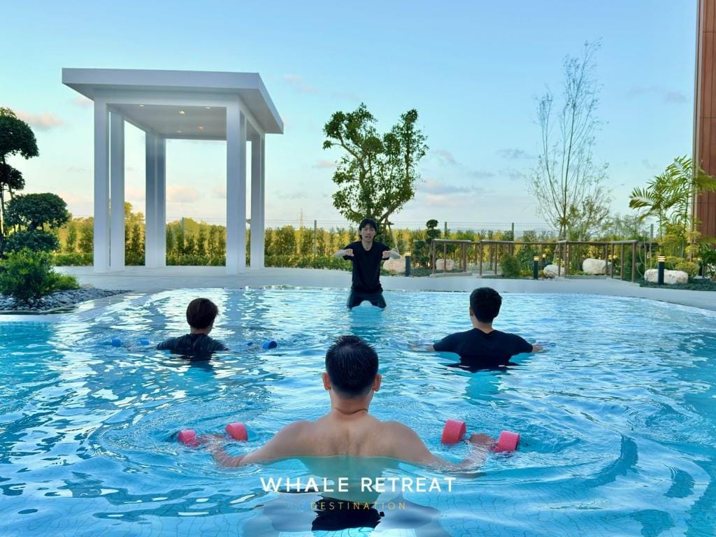 Whale Retreat Destination — 4
