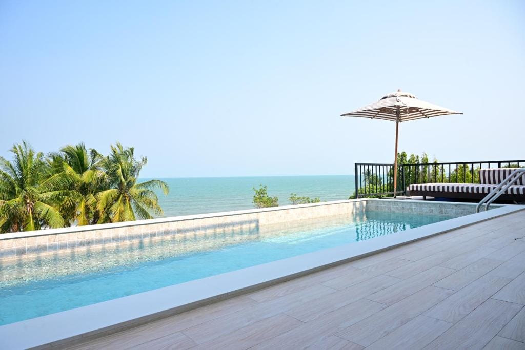 Dune Hua Hin Hotel — 4