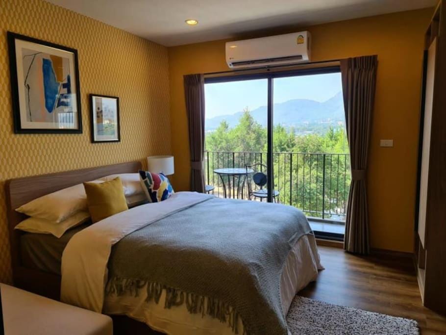 Huahin mountain view room near the beach — 2