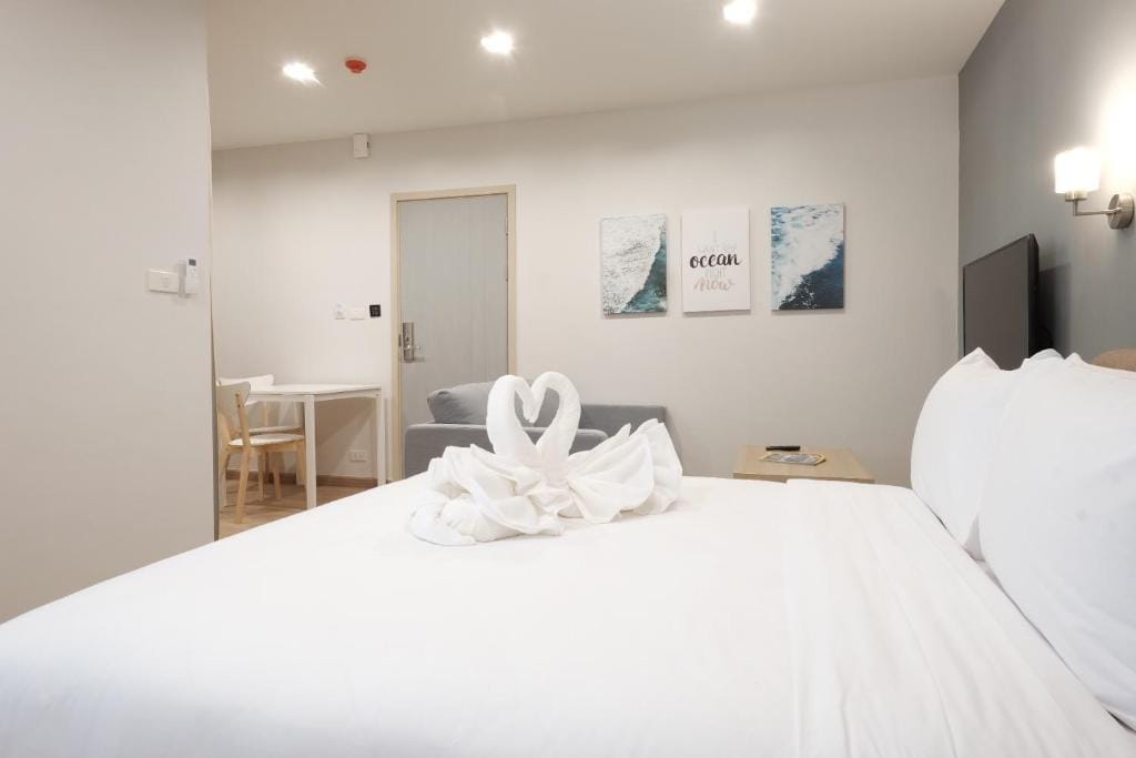 Maleesa Place Hua Hin — 1