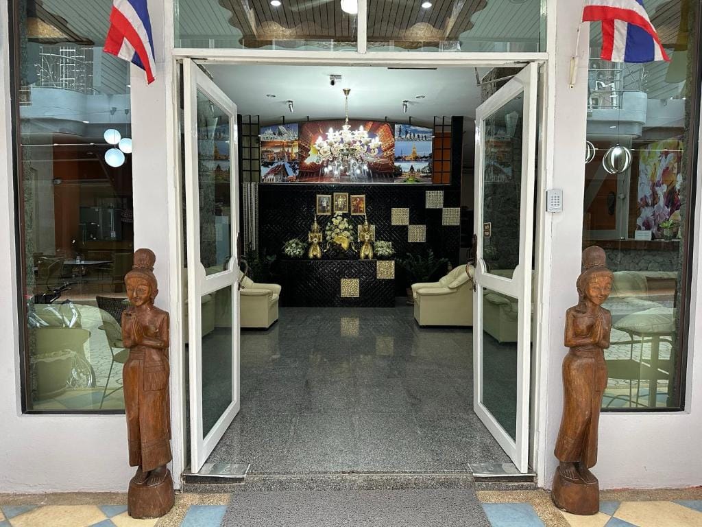 Nid Huahin Hotel — 1