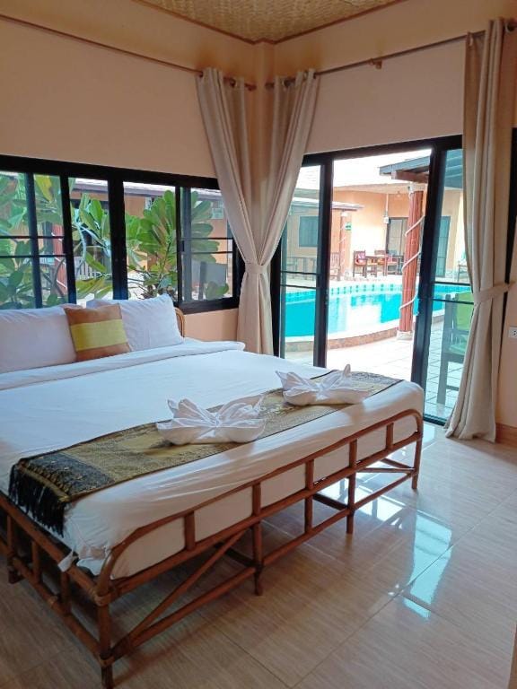 Panisara Pool Villa Resort Huahin — 2