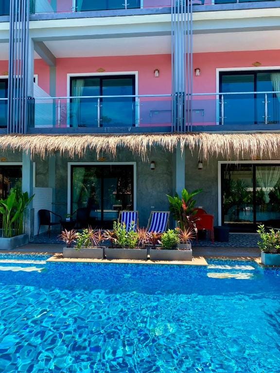 Lanta Just Come Bungalow — 2