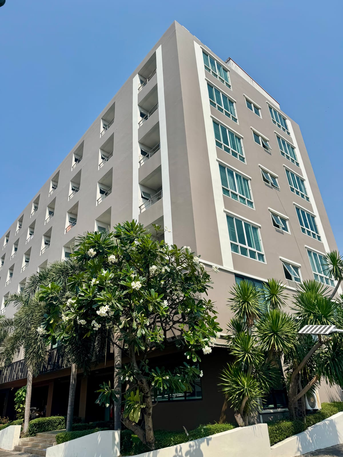Nava Grand — 2