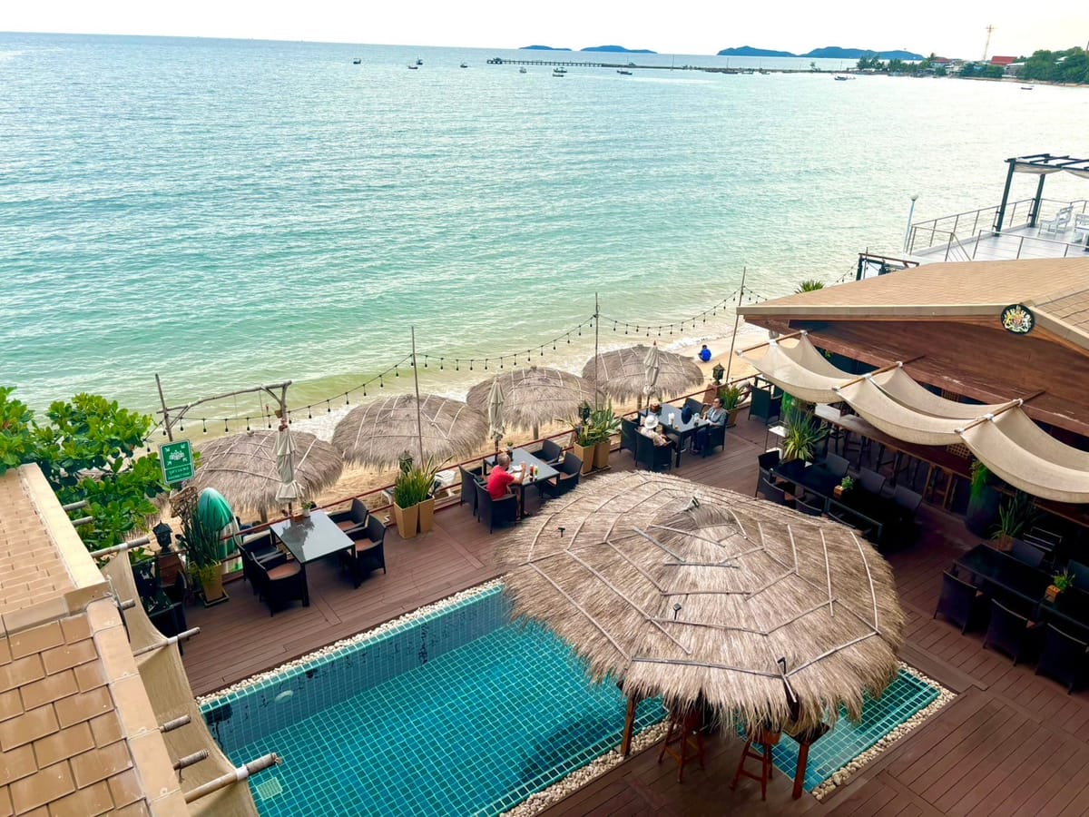 THE LORD NELSON HOTEL BAN CHANG