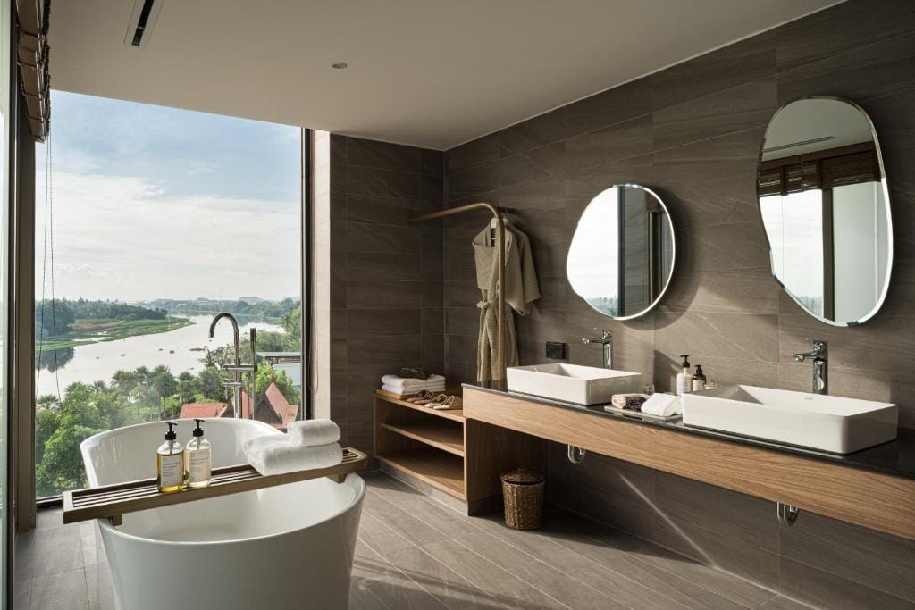 neera retreat hotel — 3