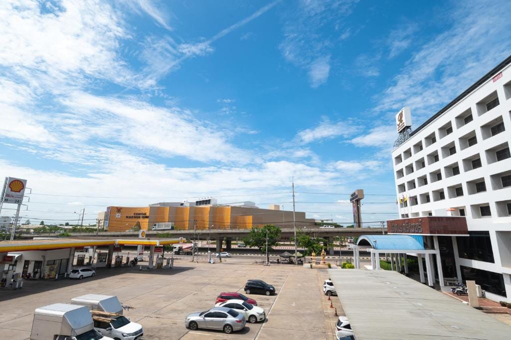 River Hotel The Budget — 5
