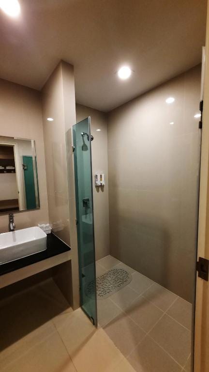 Leosor Hotel — 3