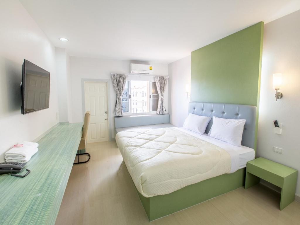 P.A. Thani Hotel — 2