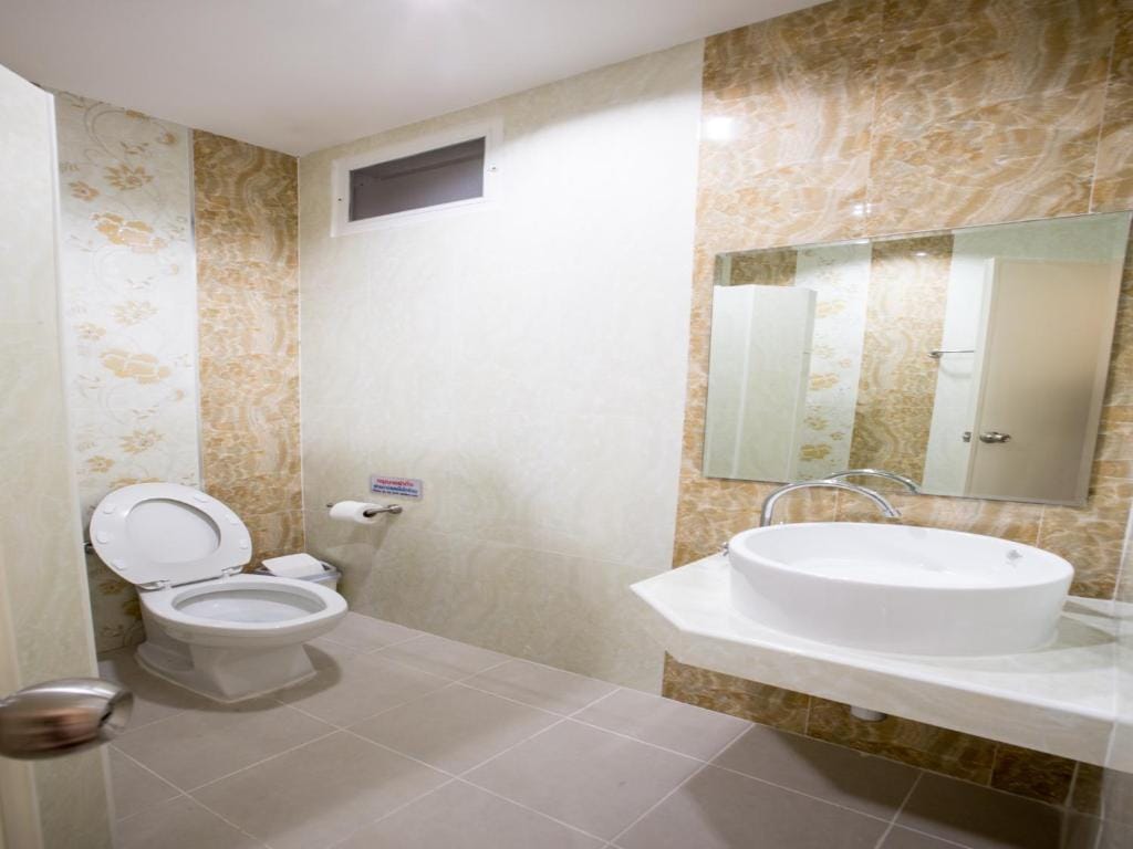 P.A. Thani Hotel — 3