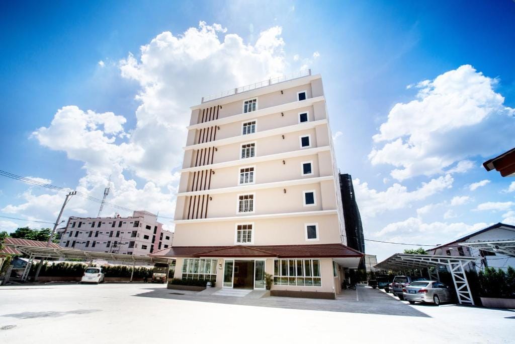 P.A. Thani Hotel — 5
