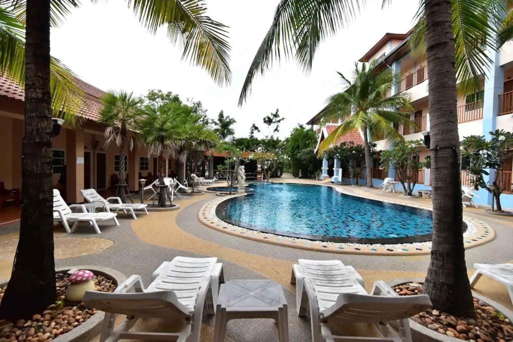 Ampan Resort & Apartment — 4