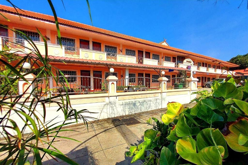 PF Resort — 3