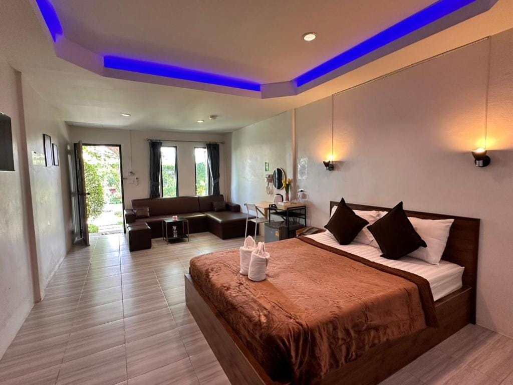 Viphuanan Resort — 3