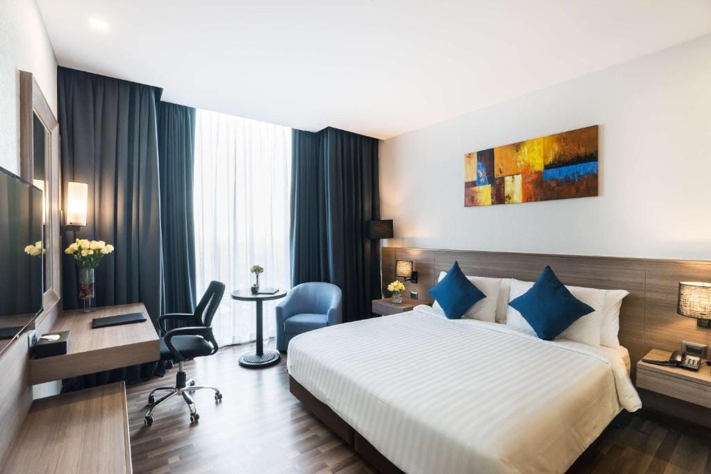 Best Western Plus Wanda Grand Hotel — 4
