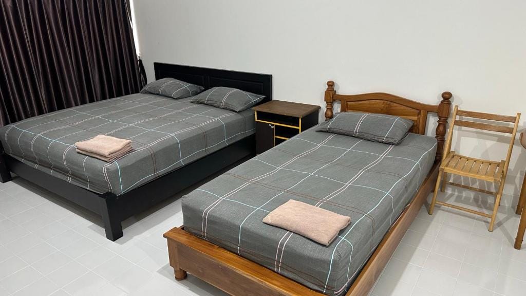 Muangthongthani Rental/Khun Dan — 5