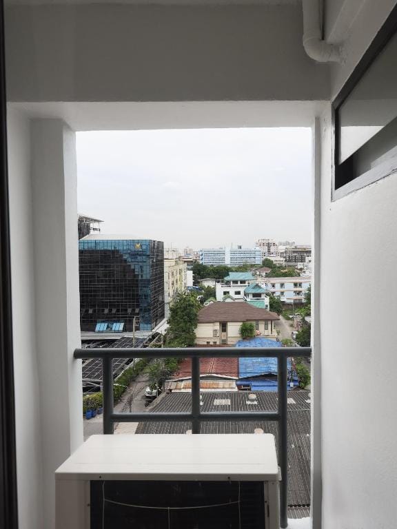 Regent Ngamwongwan Hotel — 3