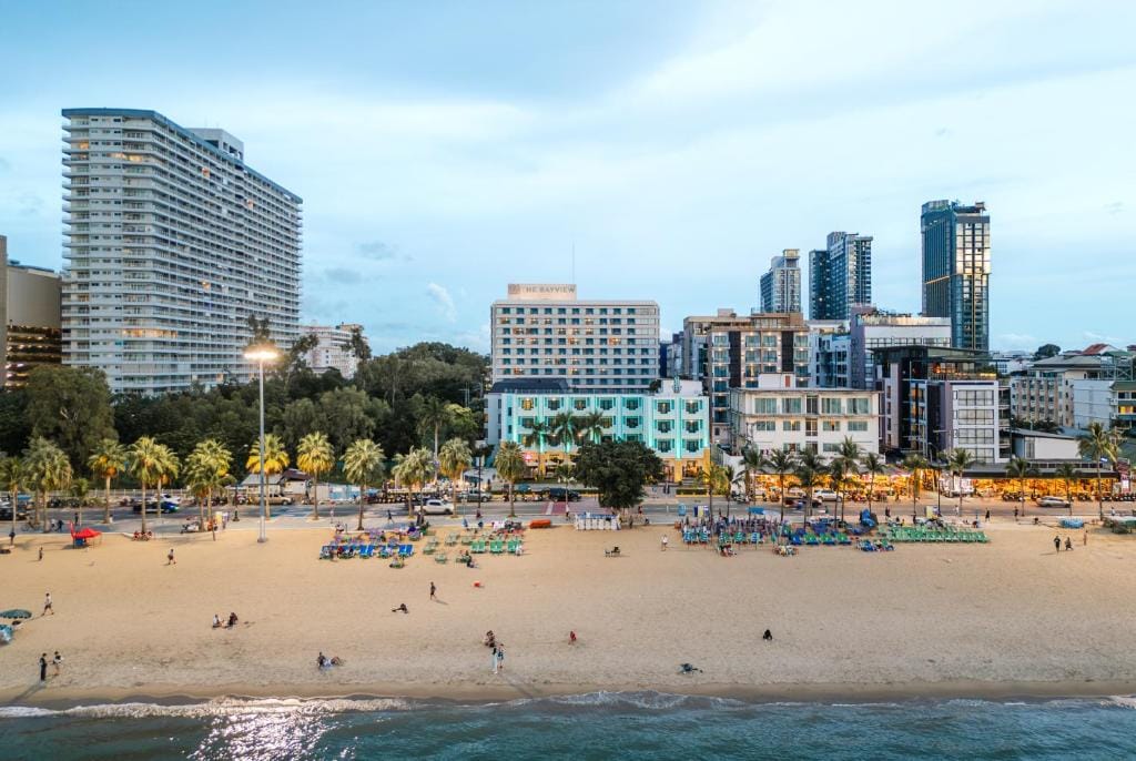 Wave Hotel Pattaya — 5