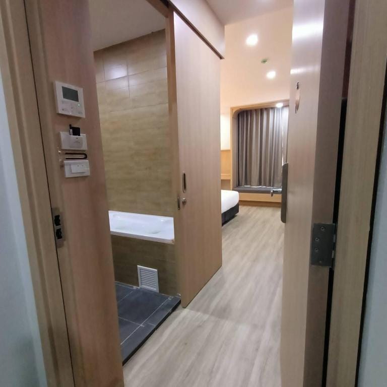 Mayflower Grande Suite Hotel — 3