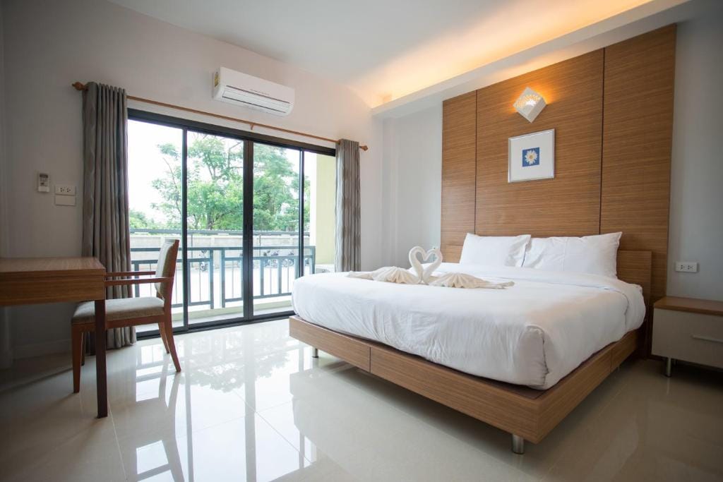 Morage Hotel — 2