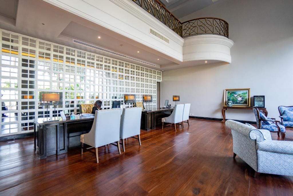 The Grand Riverside Hotel — 4
