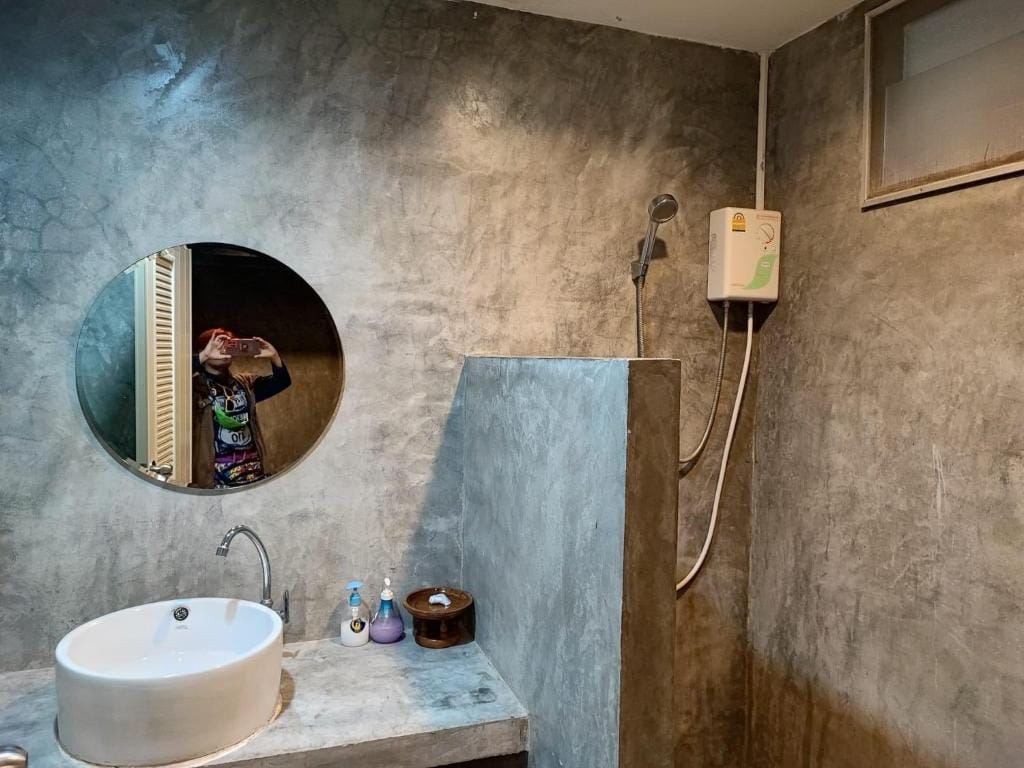 Come Moon Loft Hotel — 3