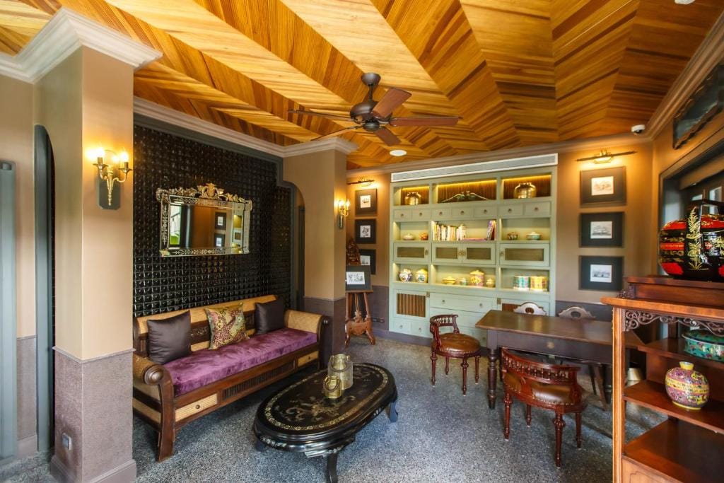 Hotel Verdigris — 5