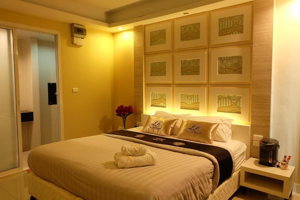 The Luxury Residence — 2