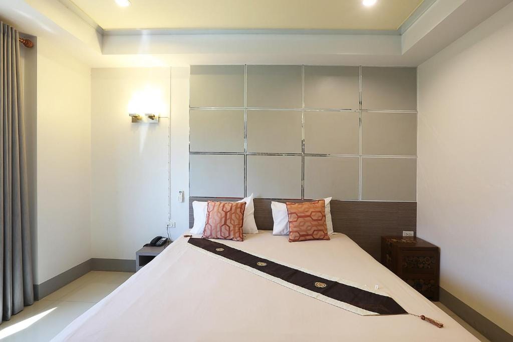 V Place Residence — 3