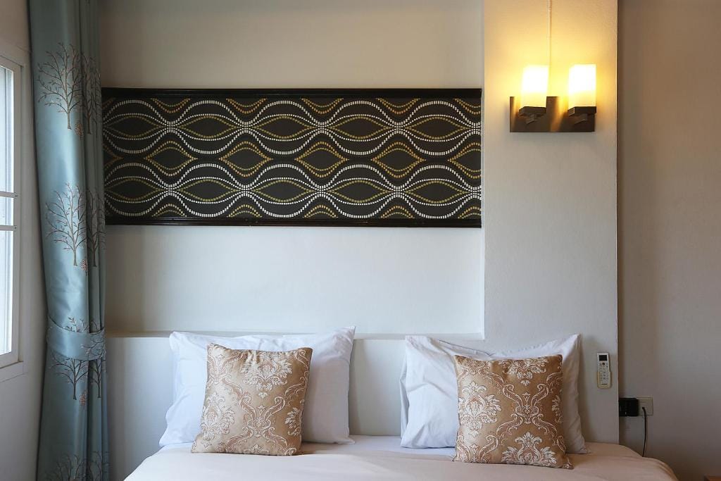 V Place Residence — 5