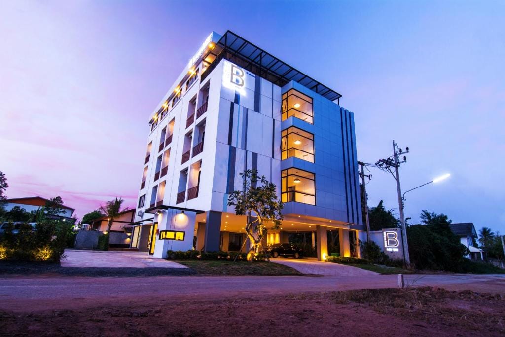 B Boutique Hotel — 4