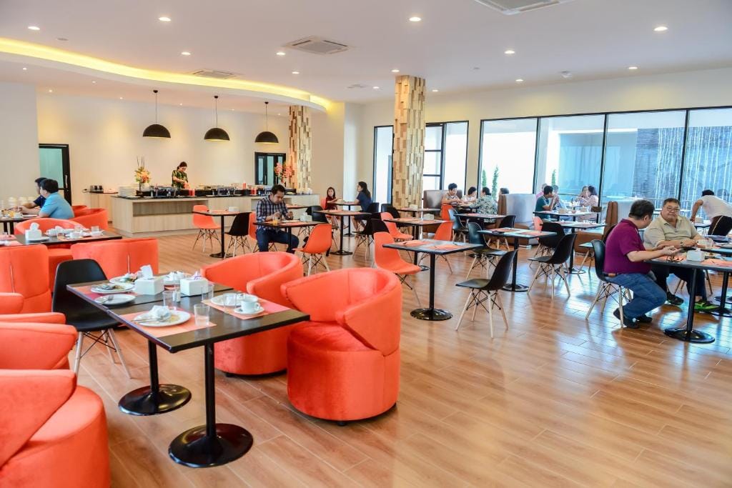 Orchid Riverview Hotel — 4